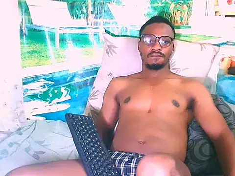 EbonyTiger69 online show from 12.18.25