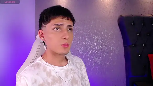 MateoMitchell online show from 02.05.26