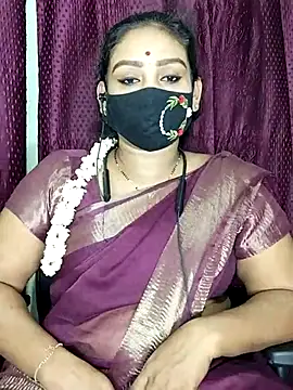 Snapshot of tamil_Monisha chatting on 05.06.26 tamil Monisha online show from 05.06.26