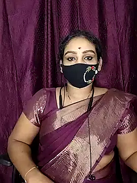 Snapshot of tamil_Monisha chatting on 05.07.26 tamil Monisha online show from 05.07.26