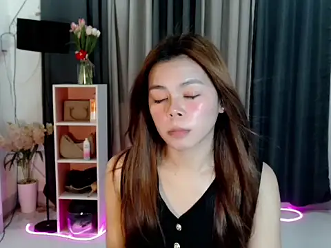 Snapshot of buttycamillex chatting on 05.27.26 buttycamillex online show from 05.27.26