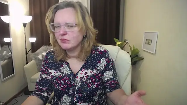 VestaWoody online show from 11.17.25