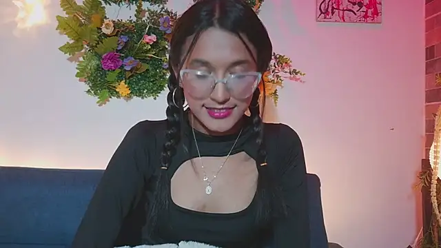 luna valen online show from 03.06.26