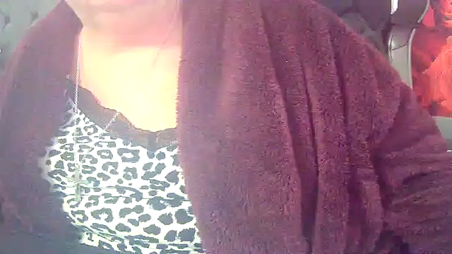 Snapshot of Playful_MILF_Demi chatting on 03.17.26 Playful MILF Demi online show from 03.17.26