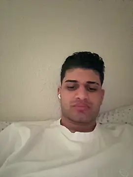 Snapshot of Xhabi22 chatting on 05.15.26 Xhabi22 online show from 05.15.26
