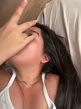 Snapshot of Nhefertary chatting on 03.12.26 Nhefertary online show from 03.12.26