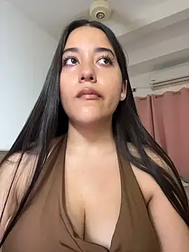 Snapshot of Nhefertary chatting on 04.10.26 Nhefertary online show from 04.10.26