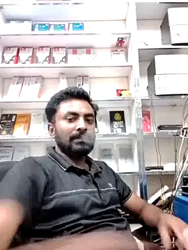 Snapshot of mfrboss1 chatting on 10.19.25 mfrboss1 online show from 10.19.25