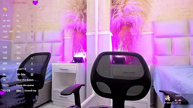 ScarletEvanss  online show from 02.06.26