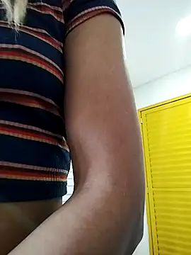 Snapshot of Helenoir chatting on 06.19.26 Helenoir online show from 06.19.26