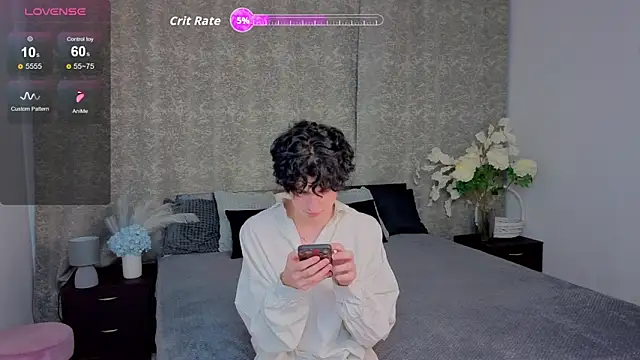 Cute Mike online show from 11.25.25