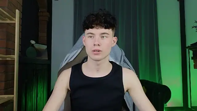 Snapshot of Cute_Mike chatting on 02.20.26 Cute Mike online show from 02.20.26