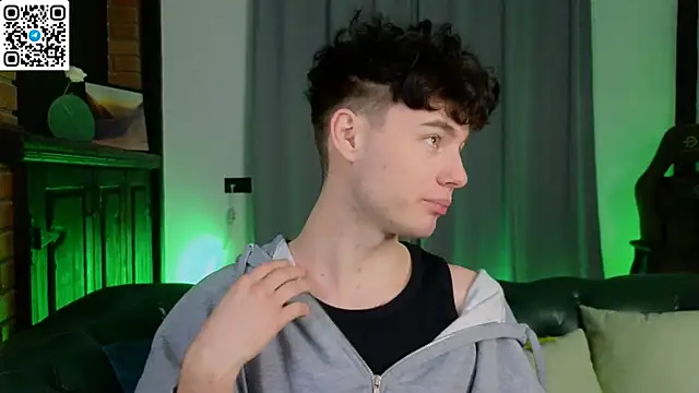 Snapshot of Cute_Mike chatting on 02.28.26 Cute Mike online show from 02.28.26