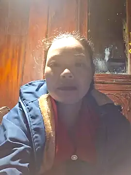 miomio-12 online show from 11.11.25