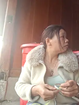 miomio-12 online show from 04.17.26