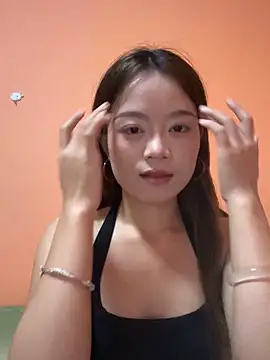 Snapshot of qingzi1218 chatting on 10.05.25 qingzi1218 online show from 10.05.25