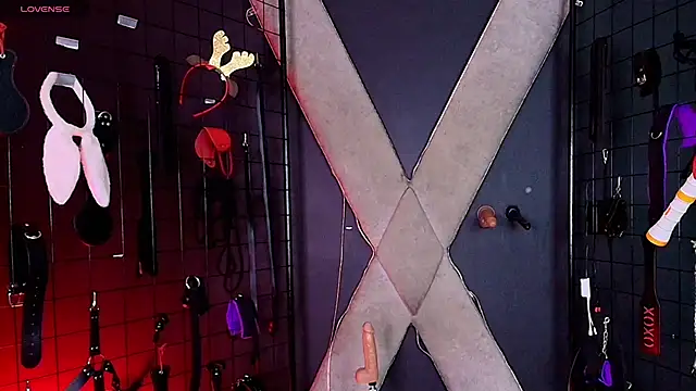 mranii queen bdsm  online show from 12.04.25