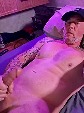 Snapshot of moonbeam37 chatting on 10.06.25 moonbeam37 online show from 10.06.25