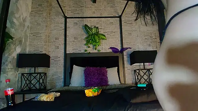 Kylie Foxx online show from 01.10.26