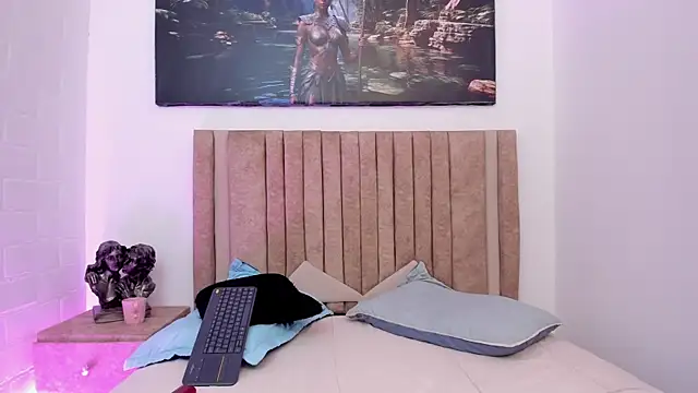 Timothe Evans online show from 12.03.25