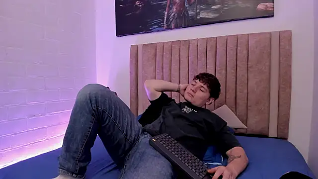 Leoo Miller online show from 11.23.25