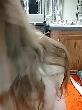 AugustRayn online show from 04.15.26