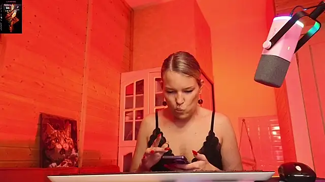 Lady Shine online show from 04.14.26