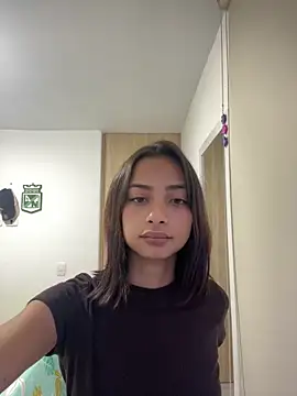 Snapshot of lena_martinn chatting on 05.07.26 lena martinn online show from 05.07.26