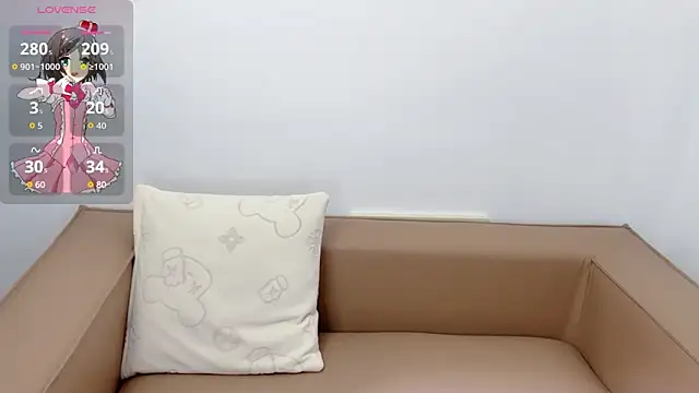 Snapshot of T-TeaR chatting on 04.27.26 T-TeaR online show from 04.27.26