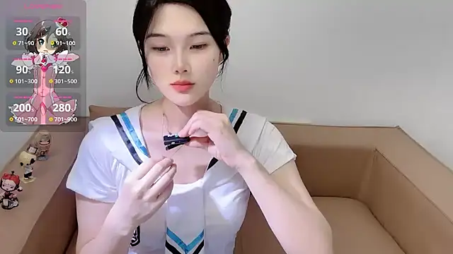 Snapshot of T-TeaR chatting on 04.28.26 T-TeaR online show from 04.28.26