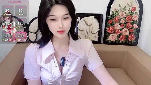 Snapshot of T-TeaR chatting on 04.29.26 T-TeaR online show from 04.29.26