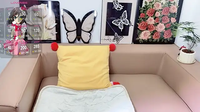 Snapshot of T-TeaR chatting on 05.18.26 T-TeaR online show from 05.18.26