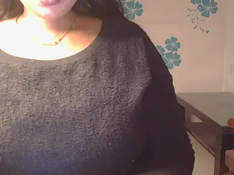 Snapshot of Meadow_rain1 chatting on 11.13.25 Meadow rain1 online show from 11.13.25