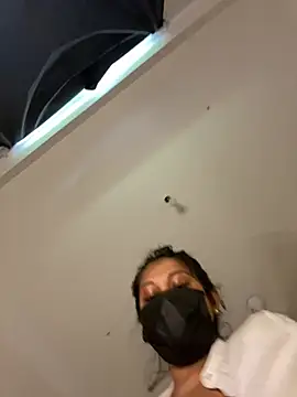 Monica  Bellucci   online show from 03.18.26