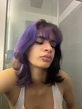 Snapshot of sukulaurens chatting on 01.19.26 sukulaurens online show from 01.19.26