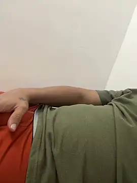 Snapshot of JX7NOVA chatting on 02.16.26 JX7NOVA online show from 02.16.26