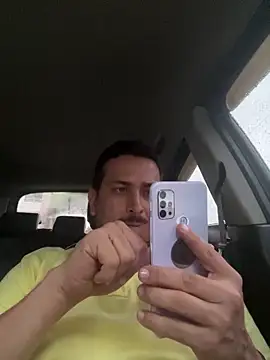 Snapshot of JX7NOVA chatting on 02.19.26 JX7NOVA online show from 02.19.26