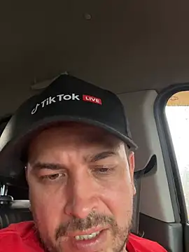 Snapshot of JX7NOVA chatting on 03.26.26 JX7NOVA online show from 03.26.26