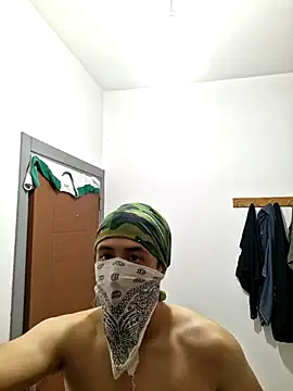 leila2003 online show from 10.15.25