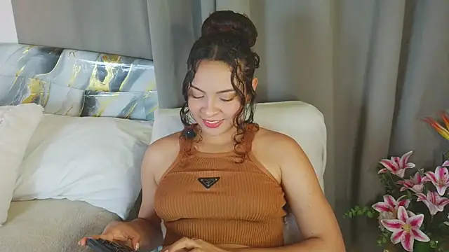  Bella Beth  online show from 01.05.26