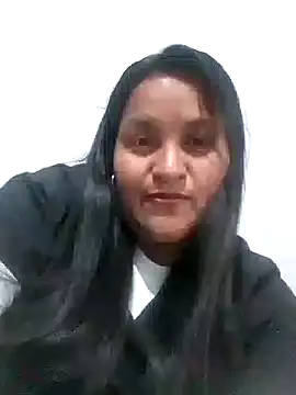 lucia00xx online show from 10.21.25