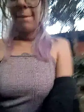 Abby 2-1 online show from 11.26.25