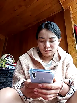 kun-love online show from 10.14.25