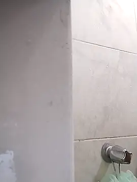 Lollysmile26 online show from 10.21.25