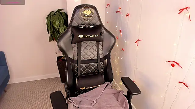 BellaWink online show from 04.02.26