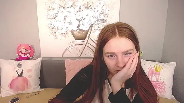 Evarey  online show from 11.08.25