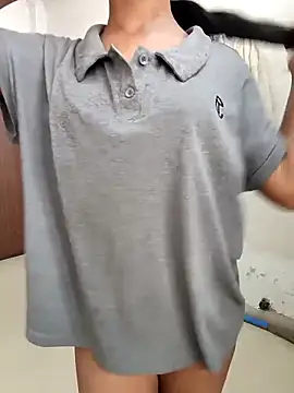 anshika0124 online show from 12.19.25