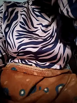 Snapshot of lovely_simran chatting on 11.12.25 lovely simran online show from 11.12.25