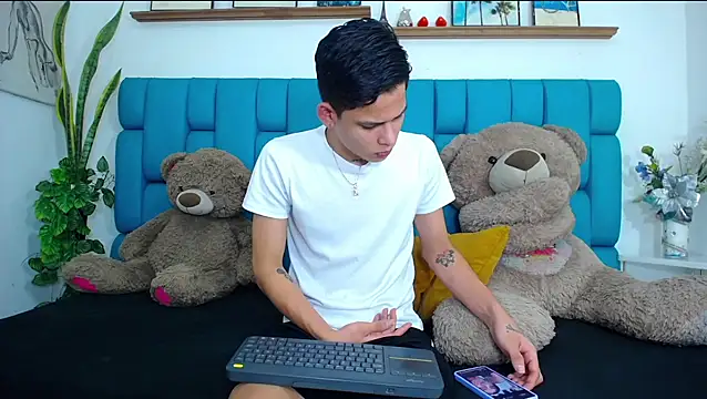 Snapshot of Brian_hot chatting on 02.21.26 Brian hot online show from 02.21.26