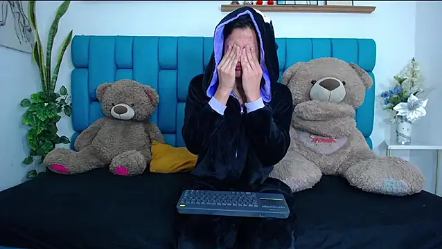 Snapshot of Brian_hot chatting on 02.24.26 Brian hot online show from 02.24.26